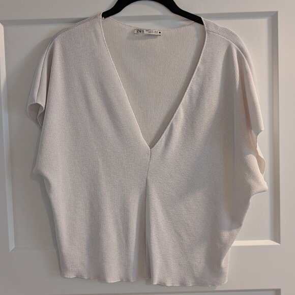 White Zara Short Sleeve Ribbed Tee/Blouse - Picture 1 of 5